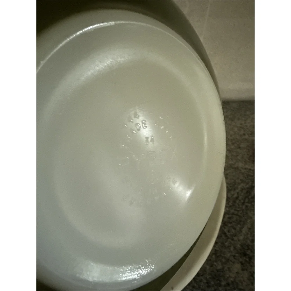 Vintage Pyrex Green 4 Quart #444 Cinderella Mixing Bowl W Glass Lid